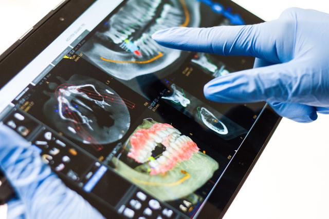 X-Ray / CBCT